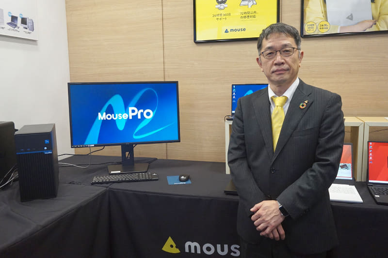 軣秀樹（とどろき ひでき）氏。1991年に飯山電機（現マウスコンピューター）に入社し、開発・生産・品質管理・サービスなどの部門で勤務。2024年6月、マウスコンピューター代表取締役社長に就任