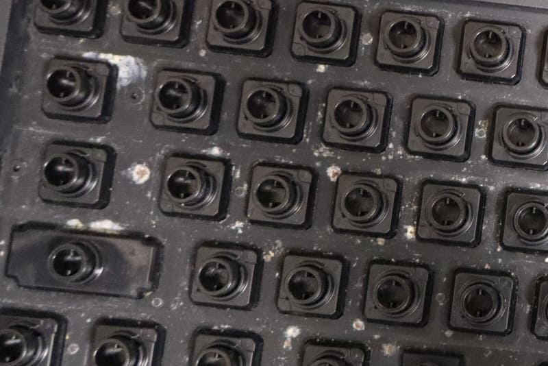 この白い汚れはキーボード本体の錆びらしい。落とせなかったのが悲しい