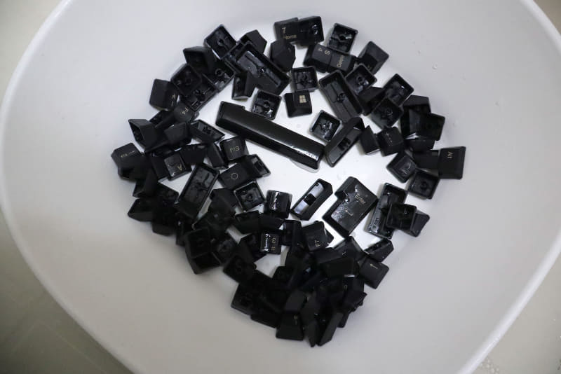 すすぎながら洗い流すことでかなりキレイになった