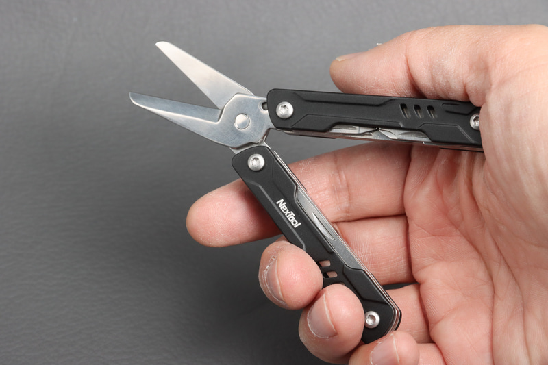 かなり使い勝手のいいハサミ。普通に常用できる