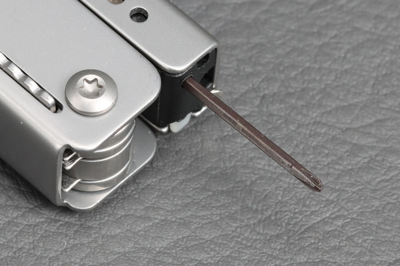 本体に挿して使う