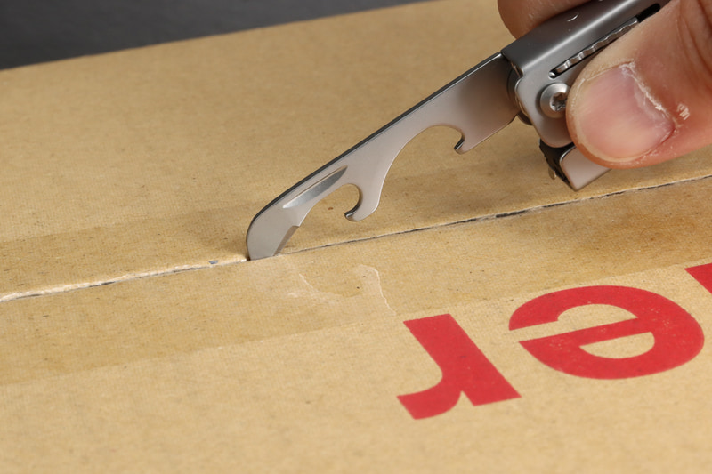 切れすぎないので、テープの部分だけを切ることができる