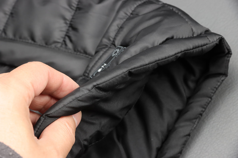 中綿はしっかり入っていて厚さ1cm程度はある