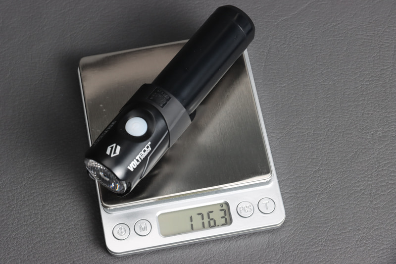 新型の重量は実測で176.3g