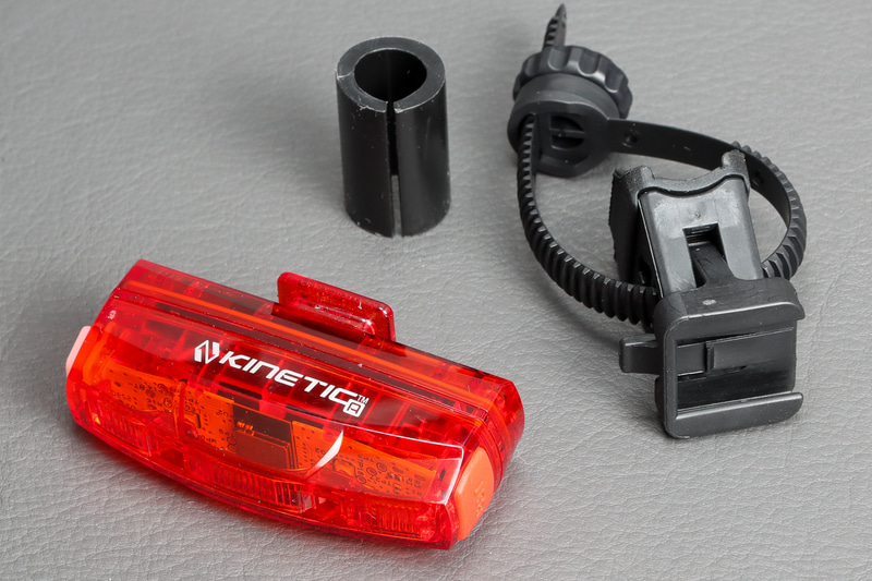 NETWORK KINETIC AUTO。フレックスライトブラケットが付属。縦でも横でも取り付け可能でしっかり固定できる