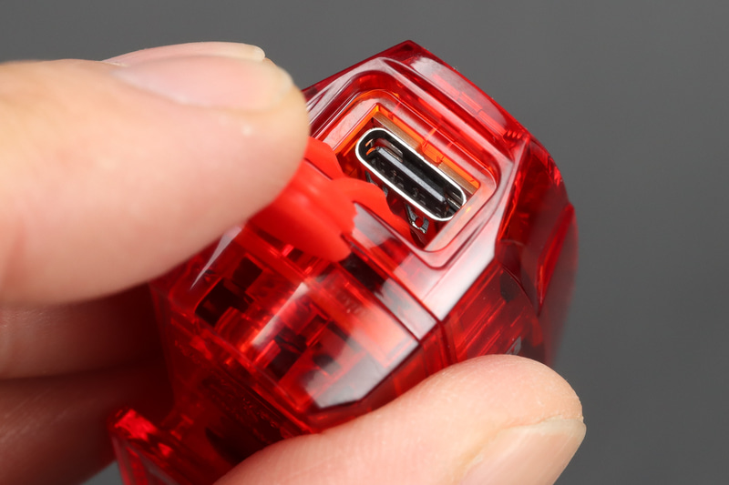 充電ポートはUSB Type-C