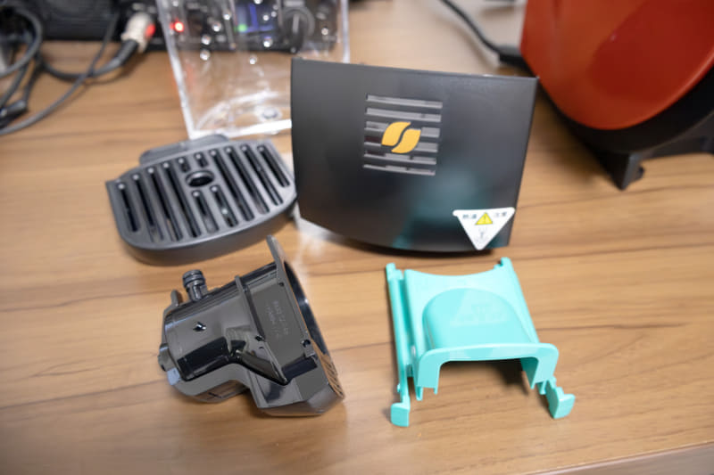 毎日洗浄する必要がある部品たち。軽く水洗いすればお手入れ完了だ