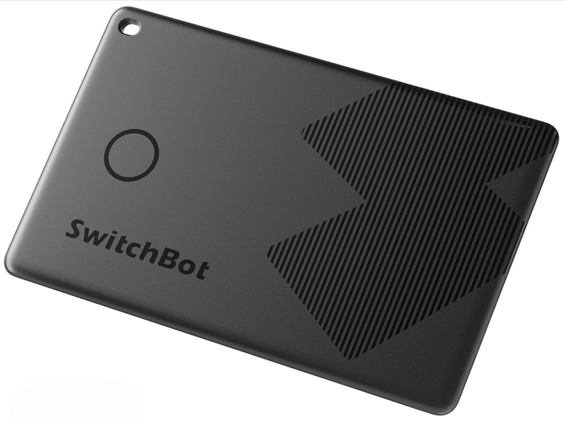 SwitchBot「スマートトラッカーカード」。非充電式でバッテリー寿命は3年。NFCカードキーやスマート家電の一括操作のトリガーにもできる