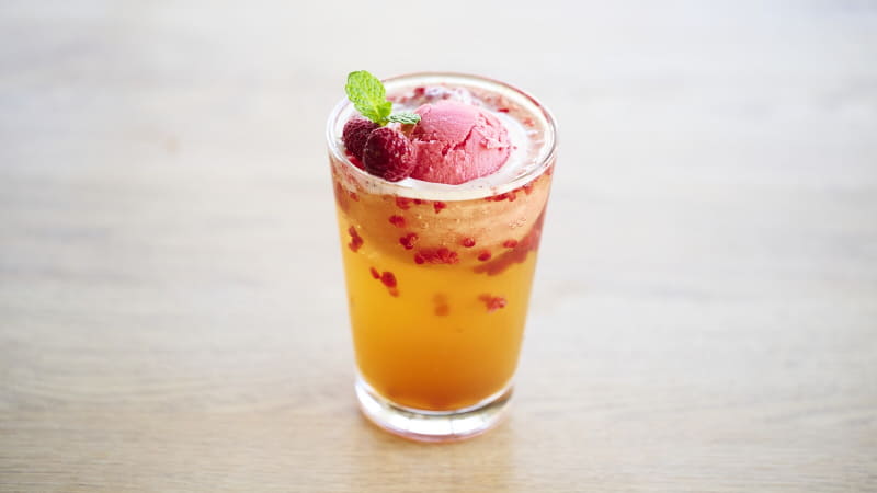 ネスカフェ クーラー ラズベリーシャーベットフィズ