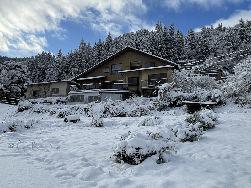 積雪は10cm程度、豪雪地帯ではない