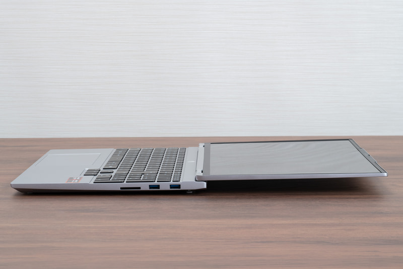 180度開くヒンジ