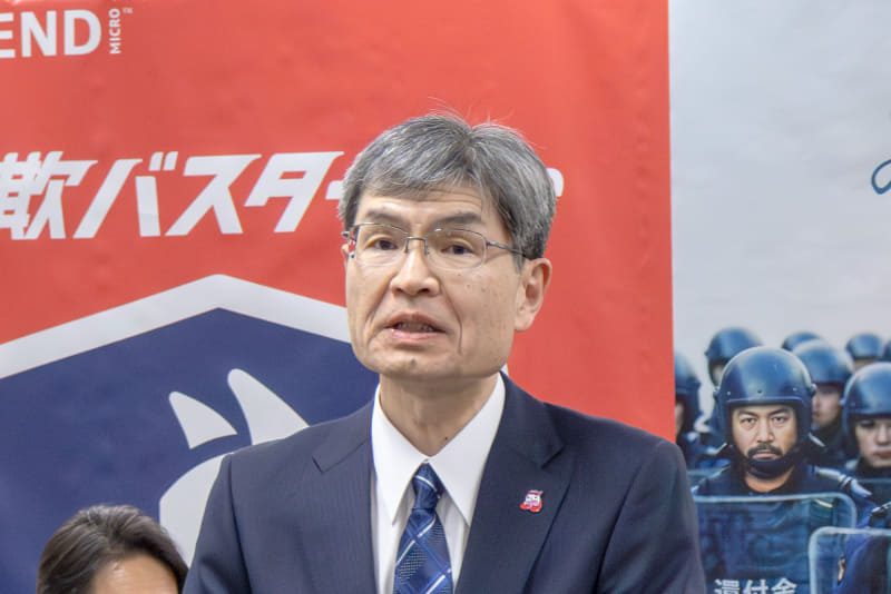 警察庁長官 楠芳伸氏