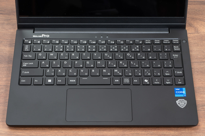 フルピッチでストロークもしっかりとしたキーボード