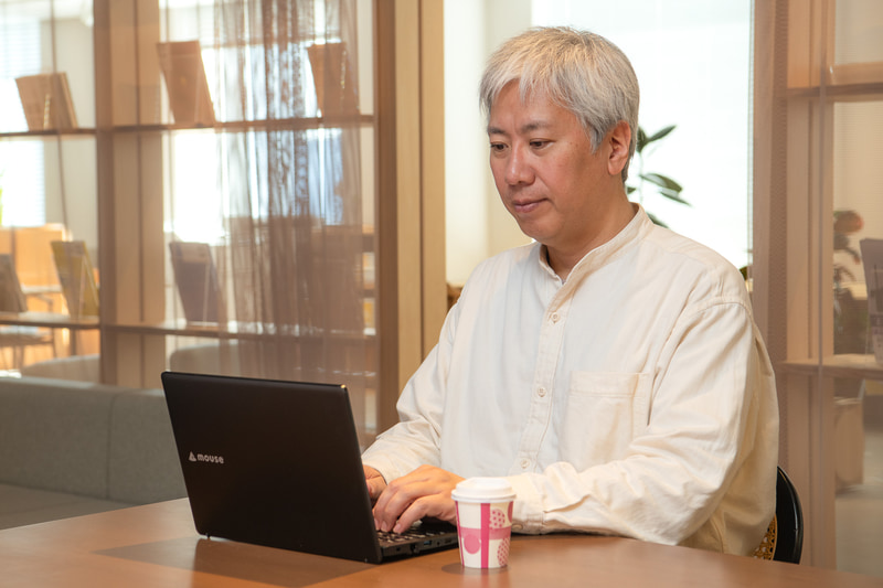 オフィスでも自宅でも外出先でも、あらゆるシーンでビジネスに使えるパフォーマンスに、有機ELが加わったC3-I7U01BK-Aは、ビジネス向けPCとして幅広くお勧めできる