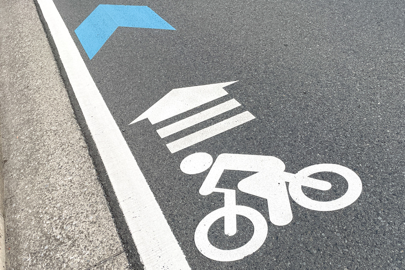 自転車はいったいどこを走れば安全なのか？