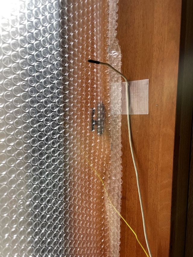 プチプチ設置後は1枚目と2枚目のプチプチの間の温度を計測