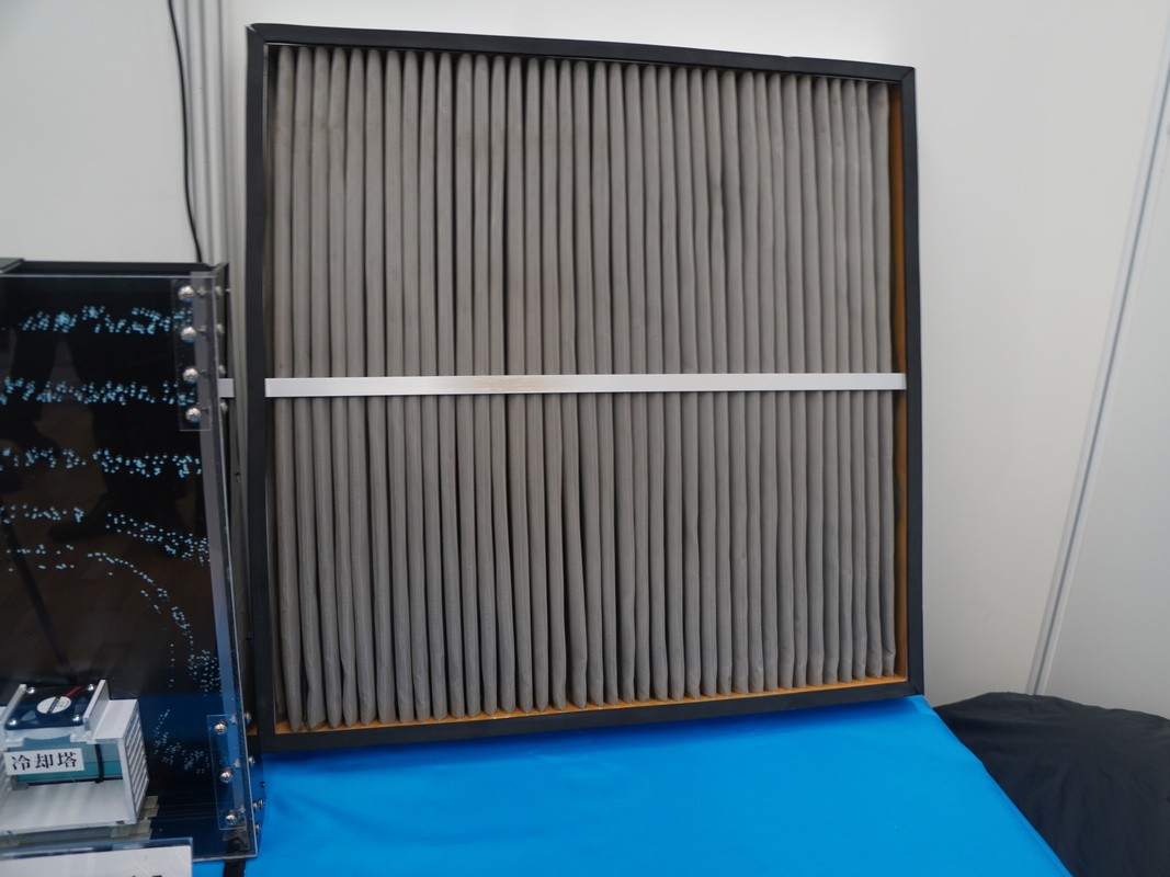 非常用発電機の外気取入口に取り付ける火山灰フィルター