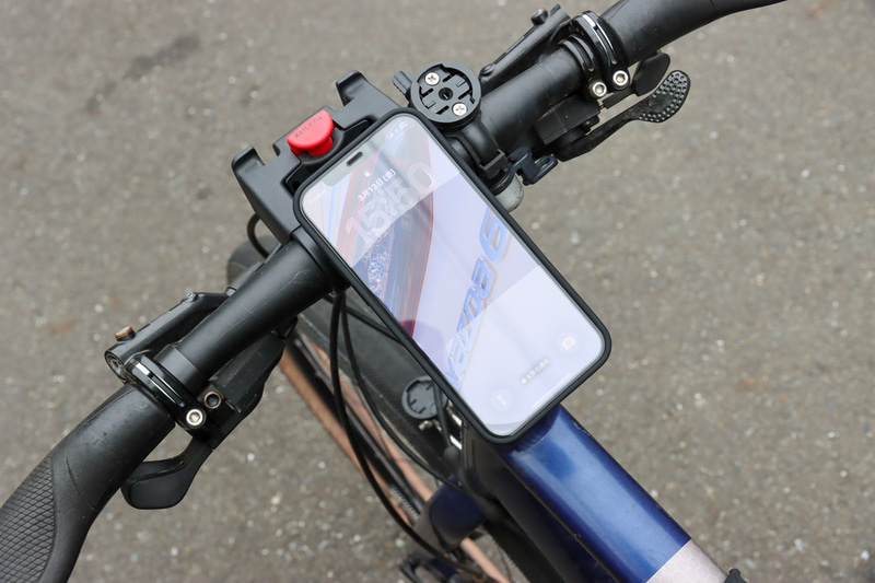 画面の傾きがステム次第だが、結構良い感じだ