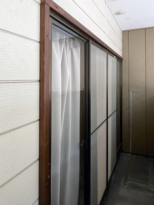 縦・横の角材を取り付けて木枠が完成