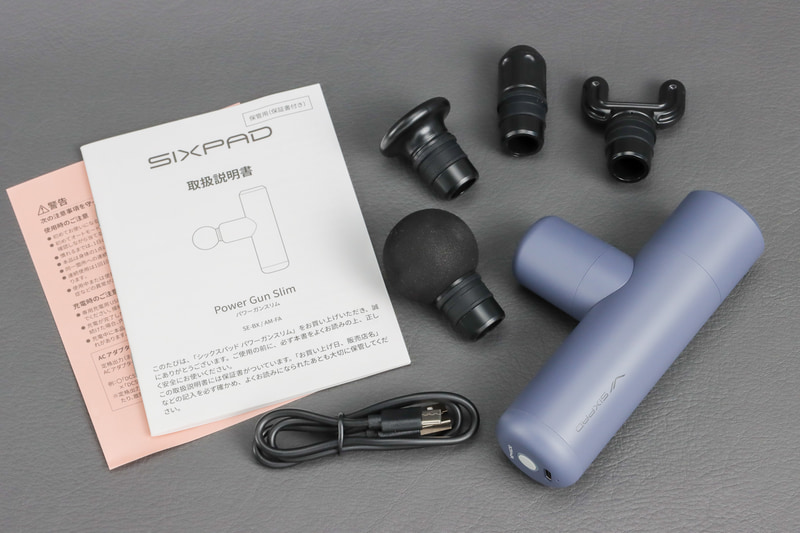 セット内容。ちゃんとした日本語の説明書や保証書が付属する