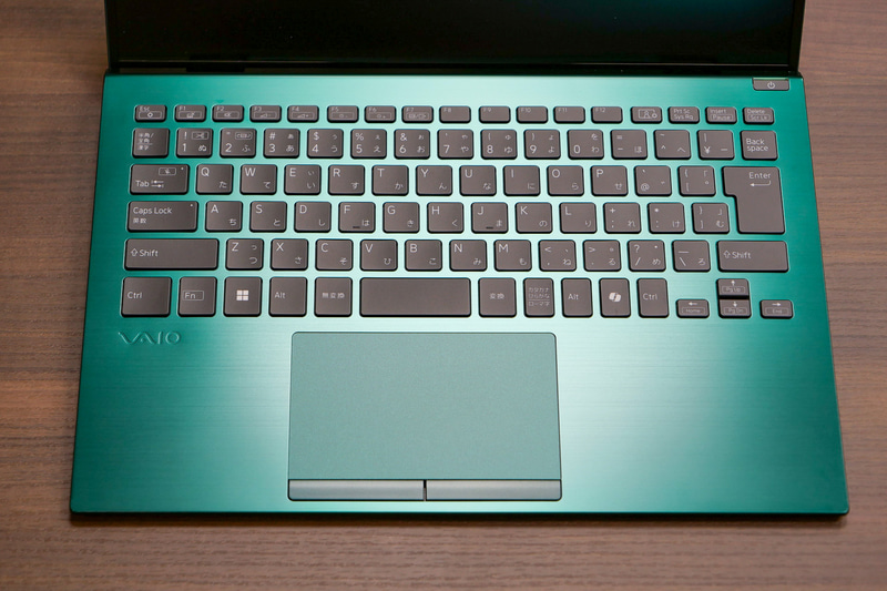 キーボードは、日本語、かな表記なし日本語、英語から選択可能