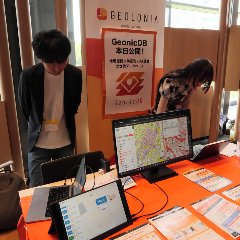 株式会社Geoloniaのブース