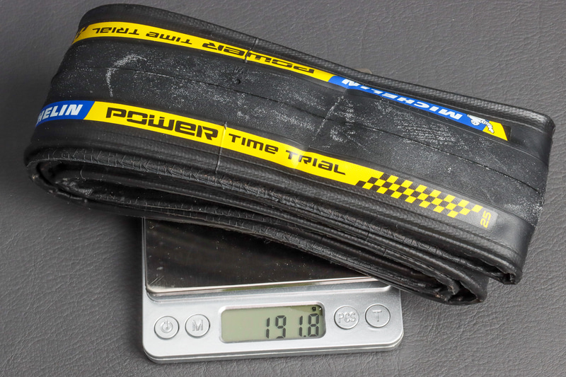 MICHELIN POWER TIME TRIALの25Cを実測したところ191.8g！　軽い!!