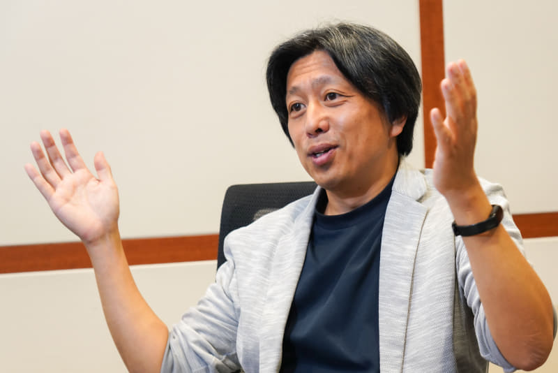 「自律的に判断して行動するAI機能があらゆる機器に実装されたら、それらを攻撃から守る必要も生じます」（吉田氏）