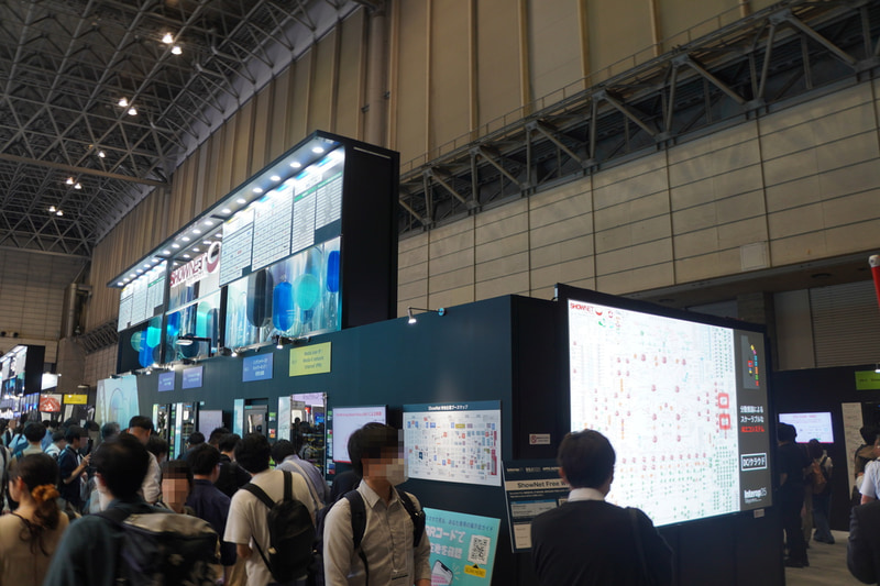 昨年開催「Interop Tokyo 2025」での「ShowNet」ブースの様子