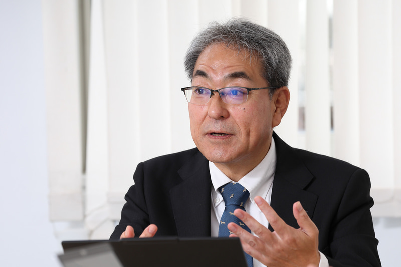 中規模向けの製品にもエンタープライズ向けのHDD「Exos」を採用することで、信頼性を求めるお客様のニーズに応えられると小野氏