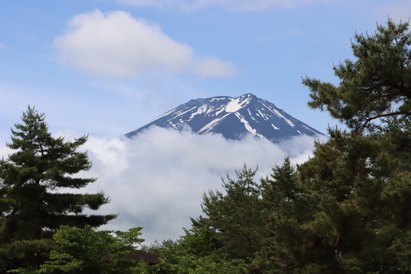 富士ヒル前日、この日は天気に恵まれ時折富士山も顔を出していた。ただし翌日からは天気が下り坂の予報