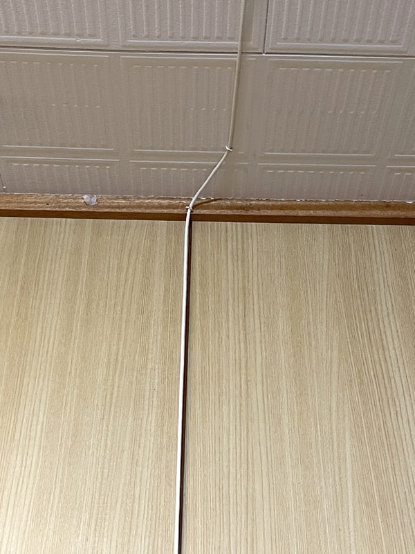 壁を上がって天井へ