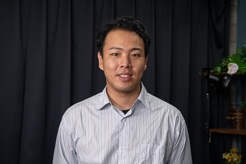 会話翻訳機能を試すために同席していただいた、iFLYTEK JAPAN AI SOLUTIONSのハリー チェン氏