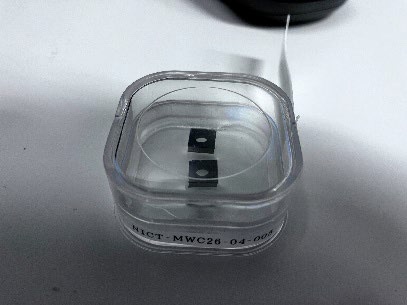 小型原子時計静態展示