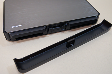 QNAP SilentNAS HS-251+ ファンレス 静音NAS 動作確認⚪︎ QNAP SilentNAS HS-251+ ファンレス 静音NAS 動作確認⚪︎