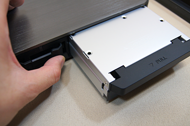 PCもタブレットもまるごとおまかせ！ QNAPではじめるデータ管理術