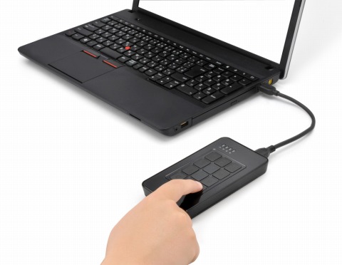 HDD/SSDにパスワードロックをかけられるテンキー付き2.5インチ外付け