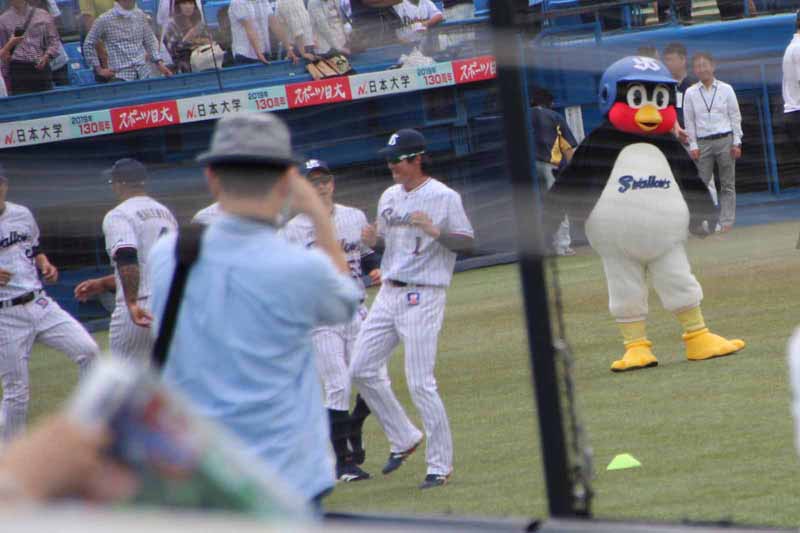 軽やかな足取り