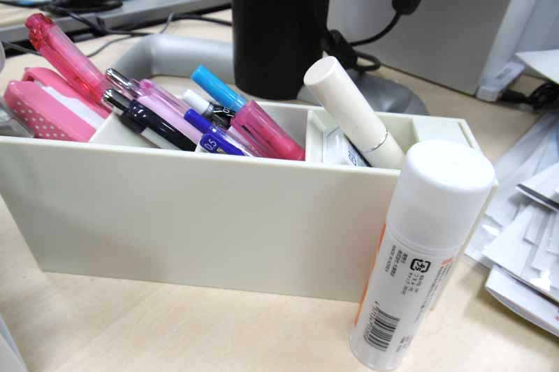 ペン立てに収納でき目立たない