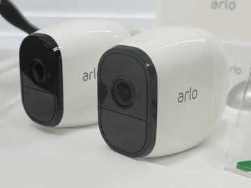 ネットギア、見守り機能を強化した赤ちゃん用のカメラ「Arlo Baby