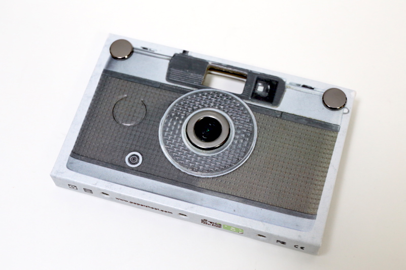 ネジとセンサーまわりのリングはゴールドとシルバーから選べた