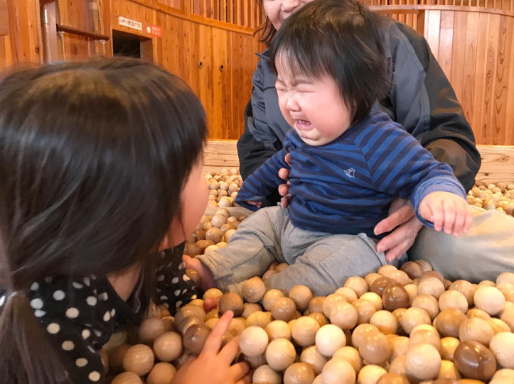 息子を入れてみたら不快だったらしく号泣(笑)。普段とても温厚な性格なので驚いた