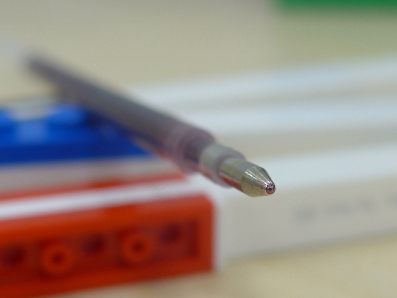 ジェルインクの替芯