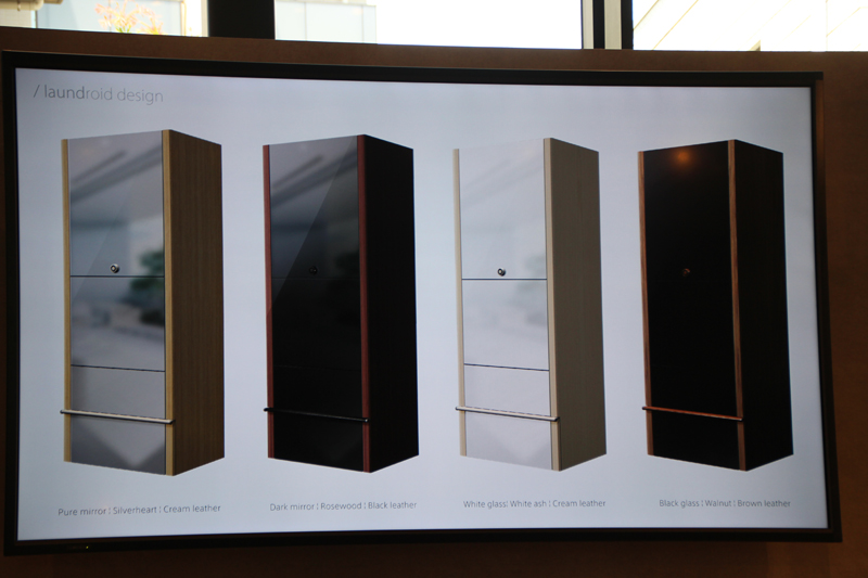 強化ガラスや本革、天然木を用いている