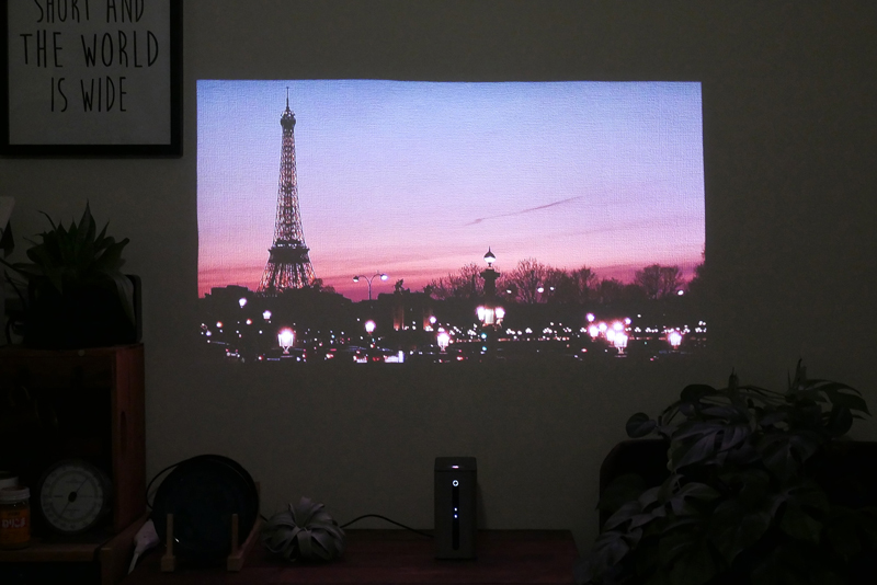 昔パリで撮った写真を懐かしんだり……