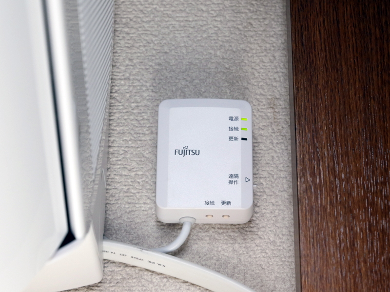 Wi-Fiユニット。それほど高いユニットではないので、そろそろ自宅のエアコンもIoT家電にしたい