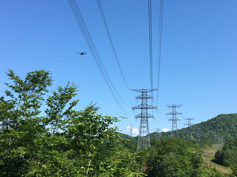 ドローンが飛行しているところ