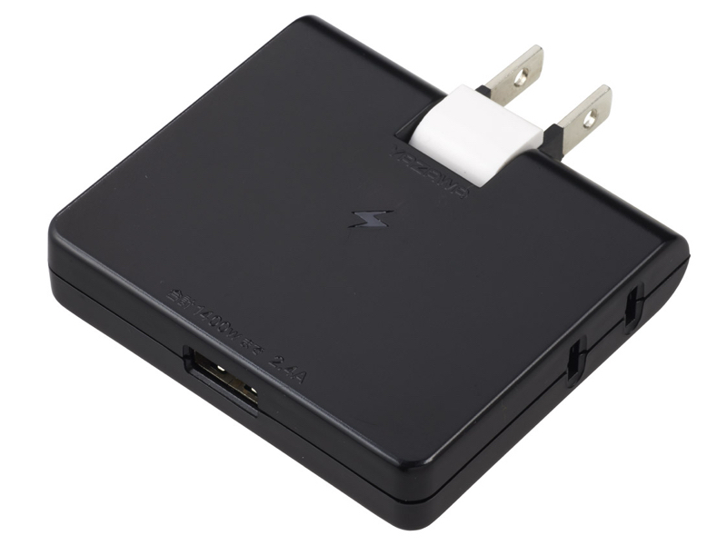 平らな形の「雷ガード付コーナータップ2AC+1USB2.4A」