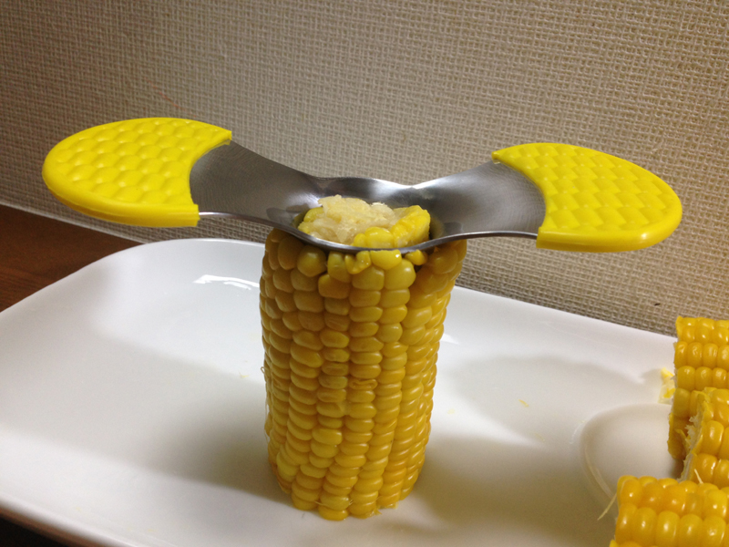 刃の入った部分の実が少し浮き上がる