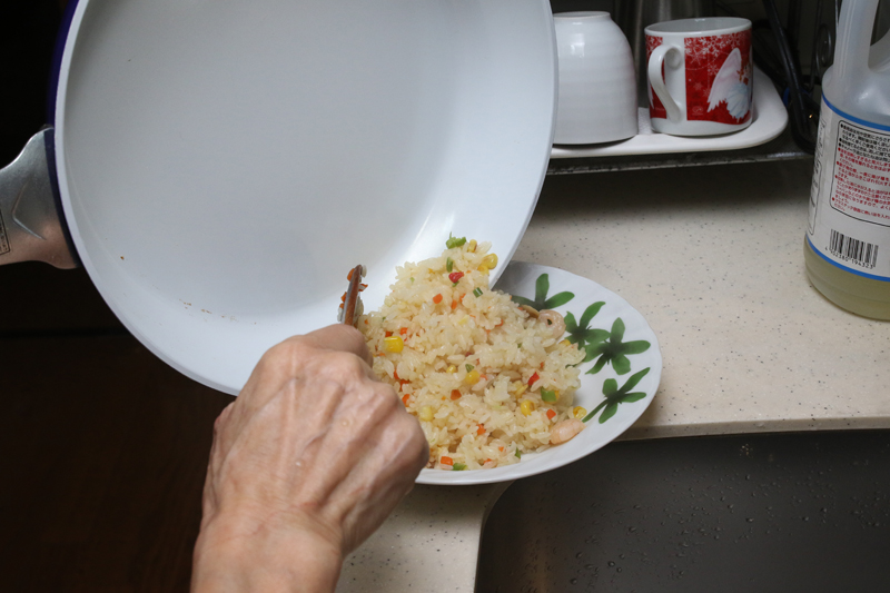 油がなじむと、フッ素加工みたいにツルツルになるのも不思議